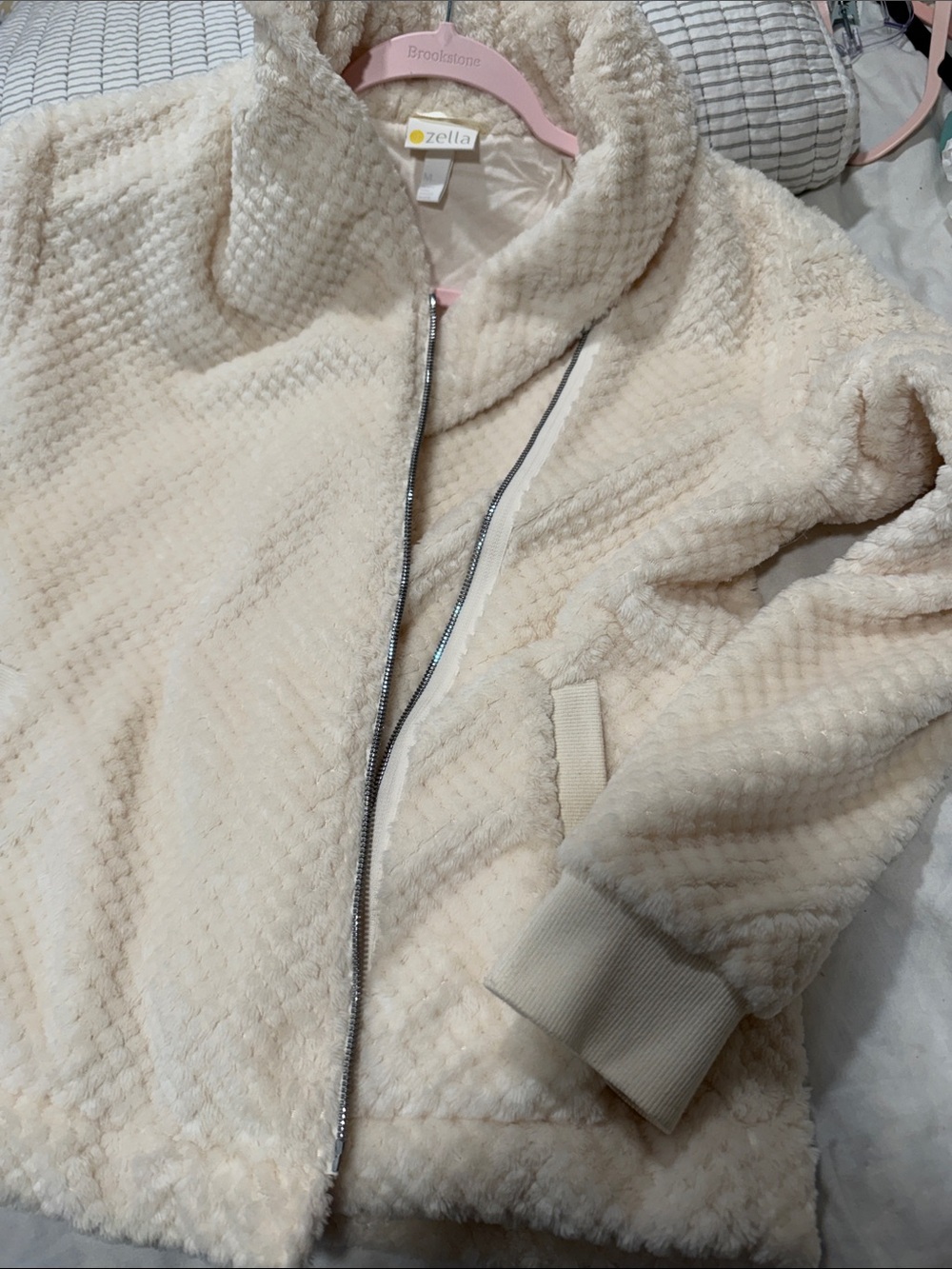 Zella Cream Plush Zip Front Teddy Jacket